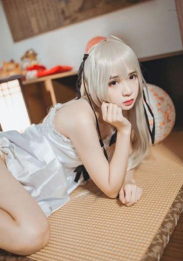 一面亲上边一面膜下边的电视剧_BDBD在线观看