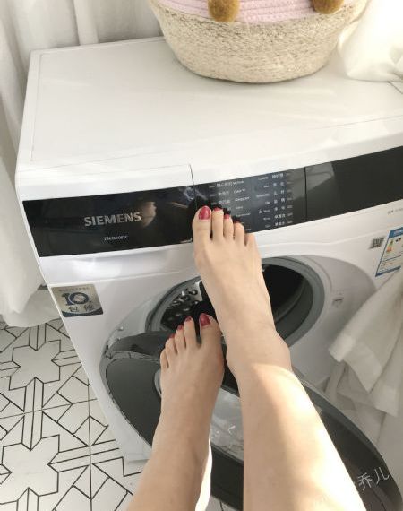 九九色色婷婷_BD国语免费播放