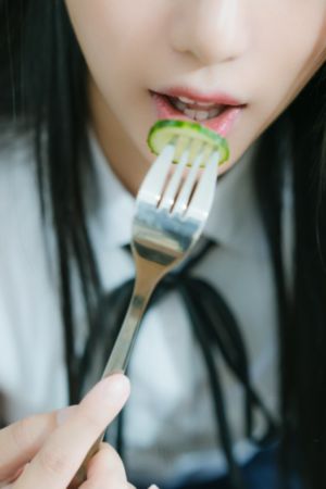 刺激妇乱子伦短篇的剧情简介_HD韩国电影在线观看