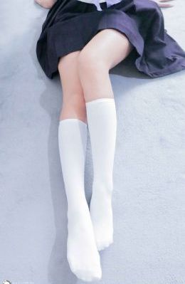 扒开女同桌的奶罩揉她的胸_续集欧美成人在线