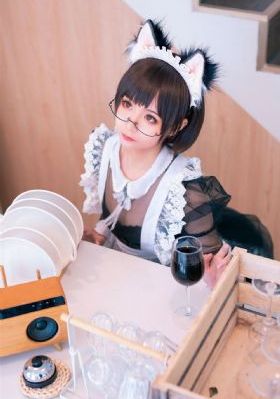 美女100%全露_HD日本电影在线