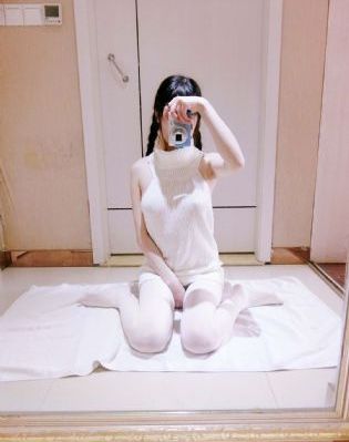 亚洲AV欧美AV久久久爽色_720高清迅雷在线观看